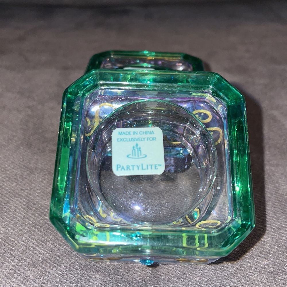 NIB PARTYLITE 2 piece beveled mirrors & Mardi Gras tealight holders. - Picture 8 of 8